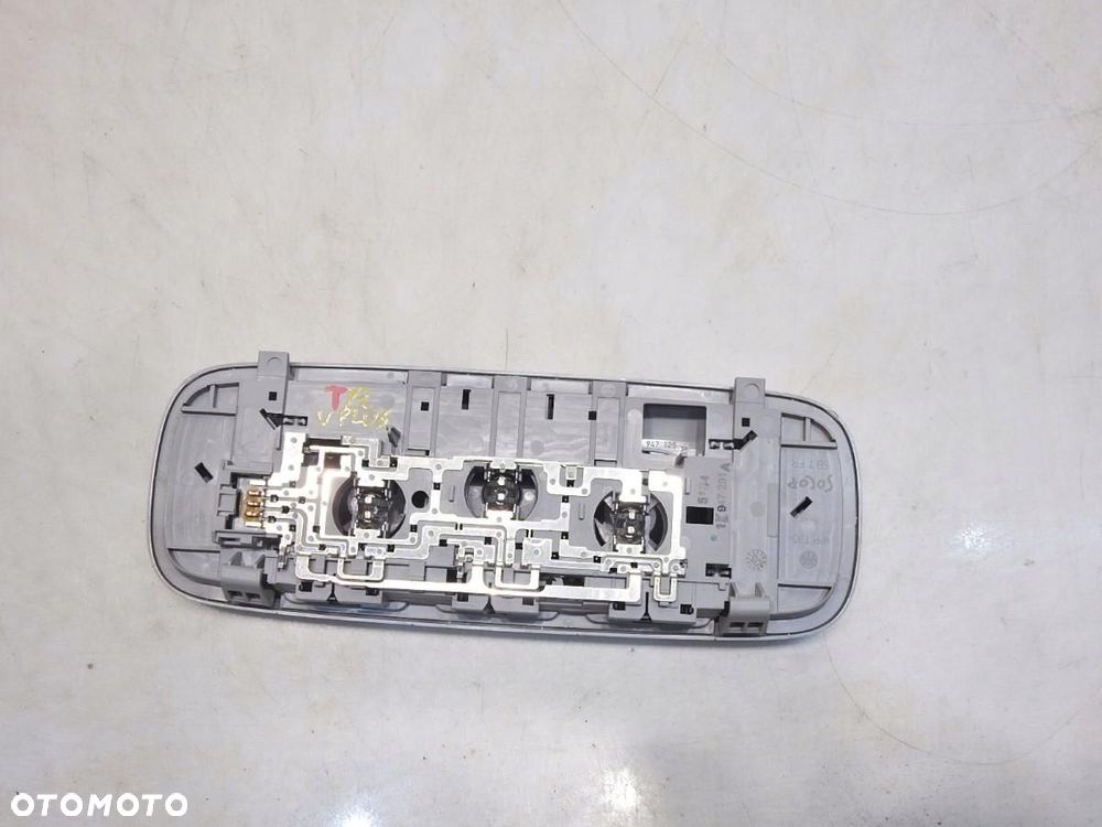 LAMPKA OŚWIETLENIE WNĘTRZA TYŁ VW GOLF V PLUS 1K947291A - 3