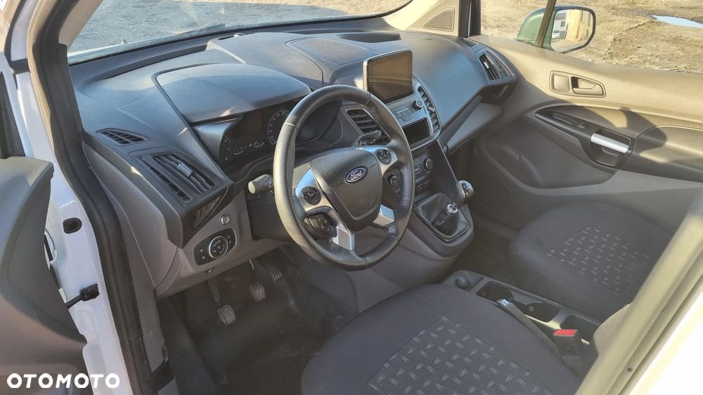 Ford CONNECT - 19