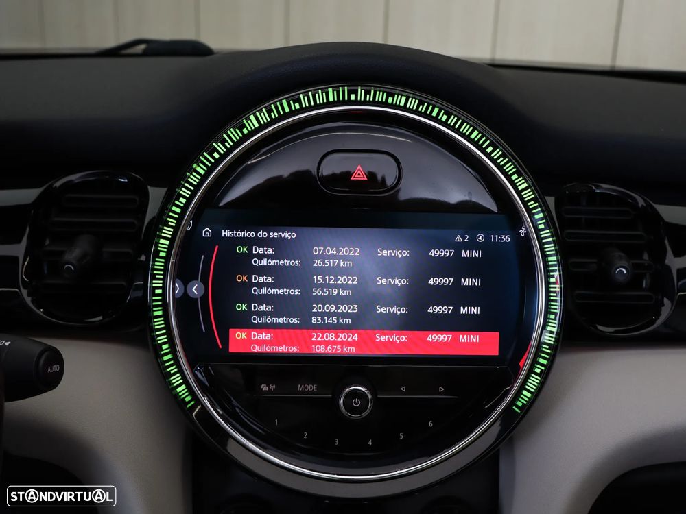 MINI Cabrio Cooper Aut. JCW - 29
