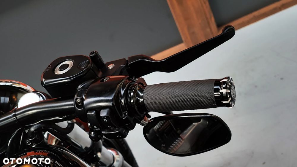 Harley-Davidson Sportster - 14