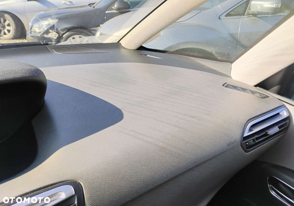 Citroën C4 Picasso - 16