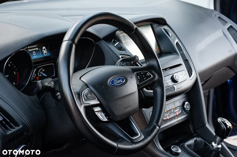 Ford Focus 1.6 TDCi DPF Start-Stopp-System SYNC Edition - 36