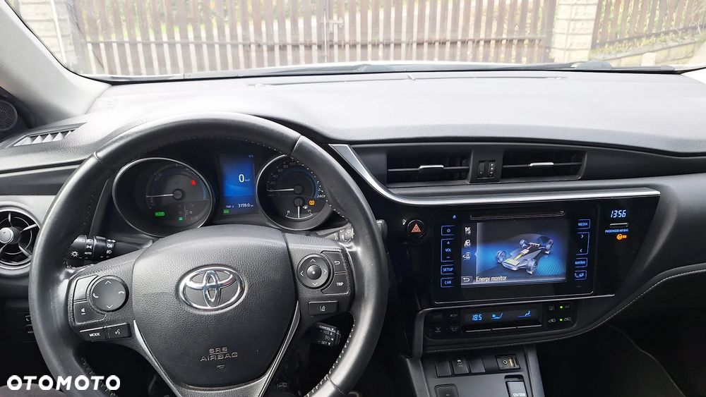 Toyota Auris 1.8 HSD Luna - 16