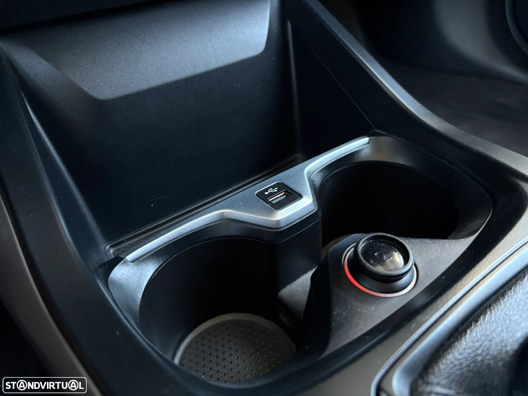 BMW 116 d Pack Essence - 22