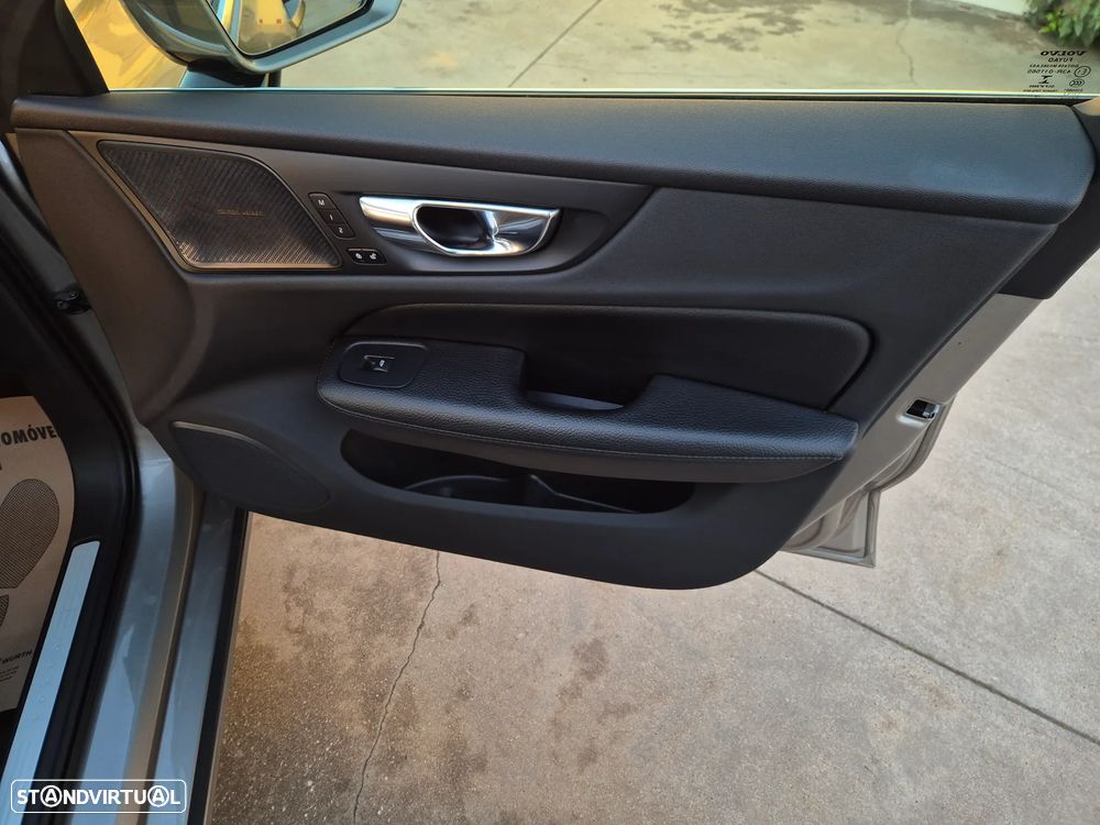 Volvo V60 2.0 T8 AWD TE Inscription - 46