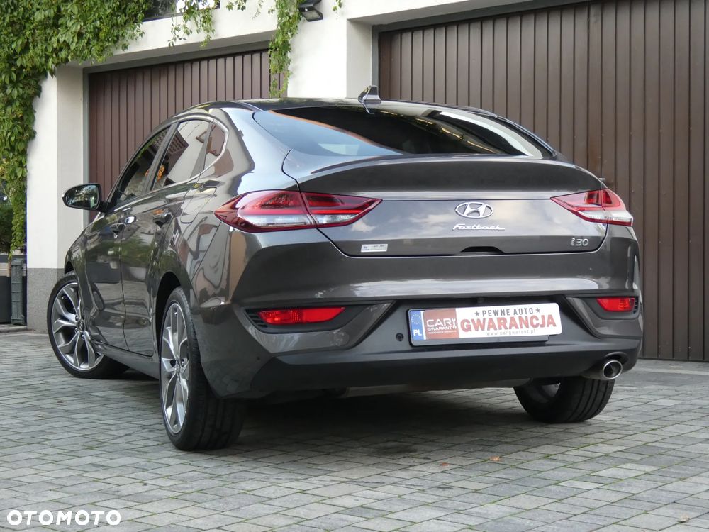 Hyundai i30 1.4 T-GDI Fastback Premium - 12