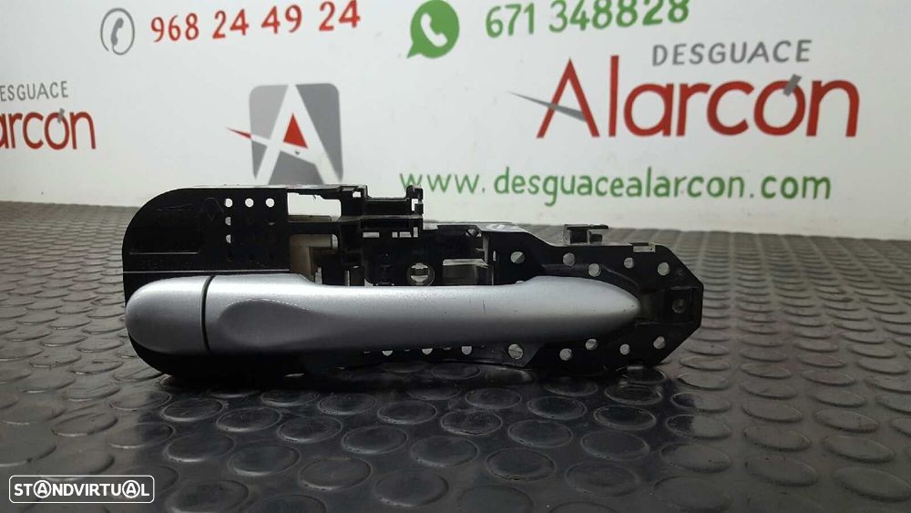 PUXADOR EXTERIOR TRASEIRO ESQUERDO RENAULT MEGANE III BERLINA 5 P BOSE EDITION - 1