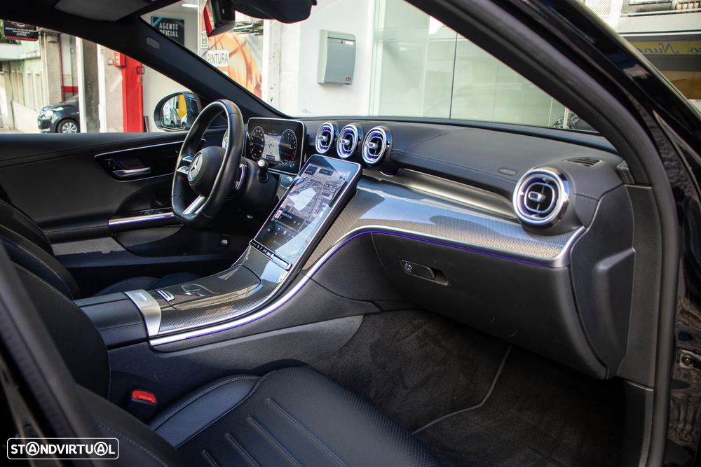 Mercedes-Benz C 300 de AMG Line - 38