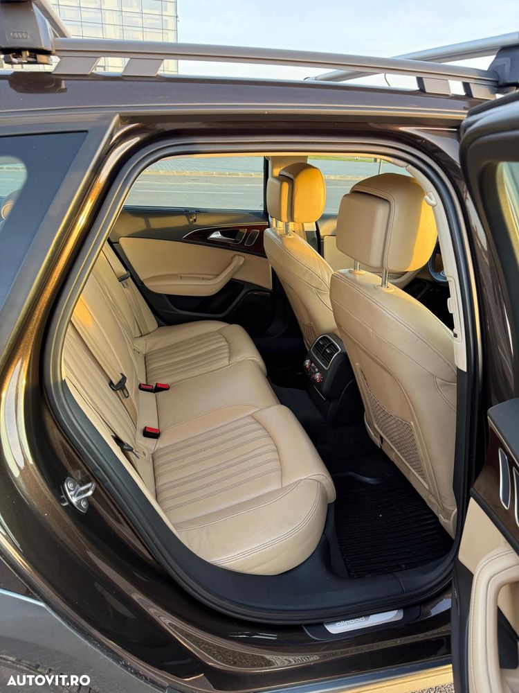 Audi A6 Allroad - 12