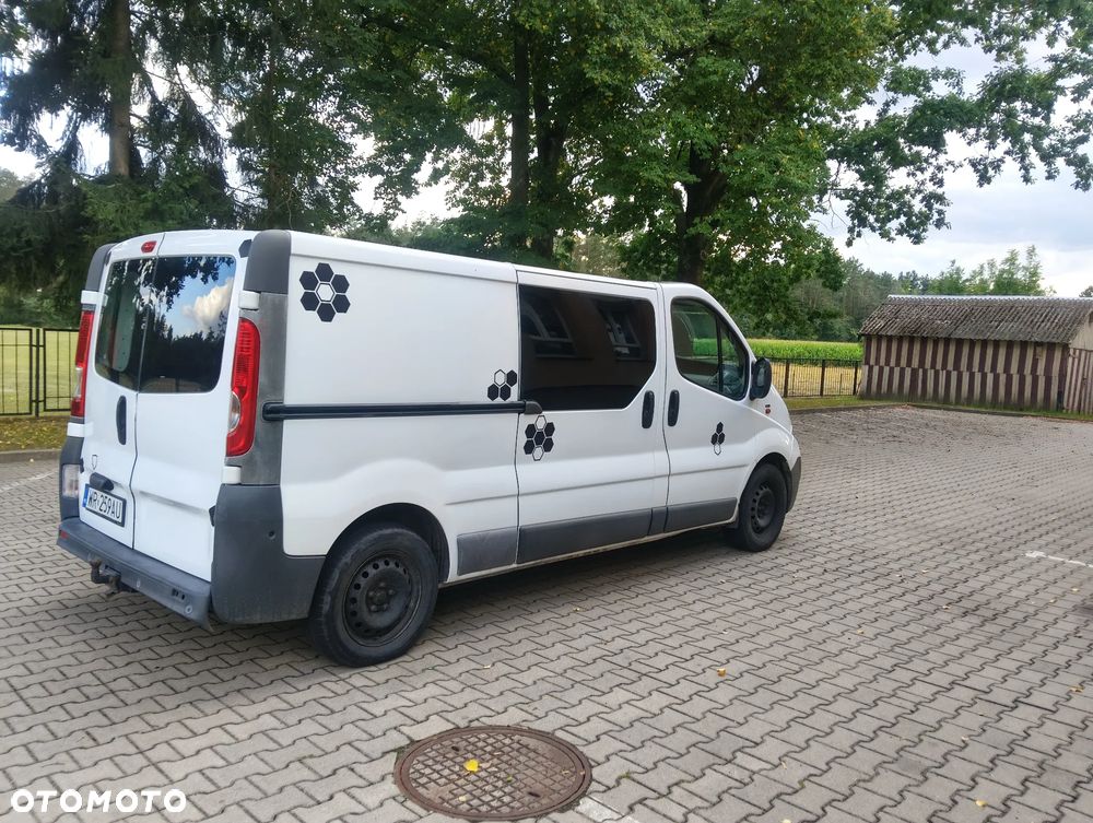 Opel Vivaro - 5