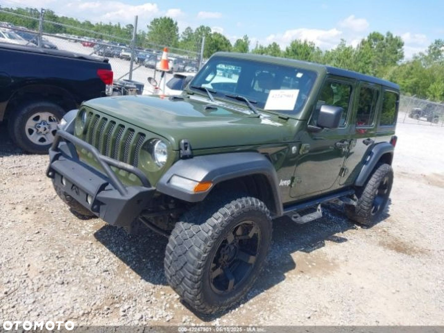Jeep Wrangler - 2