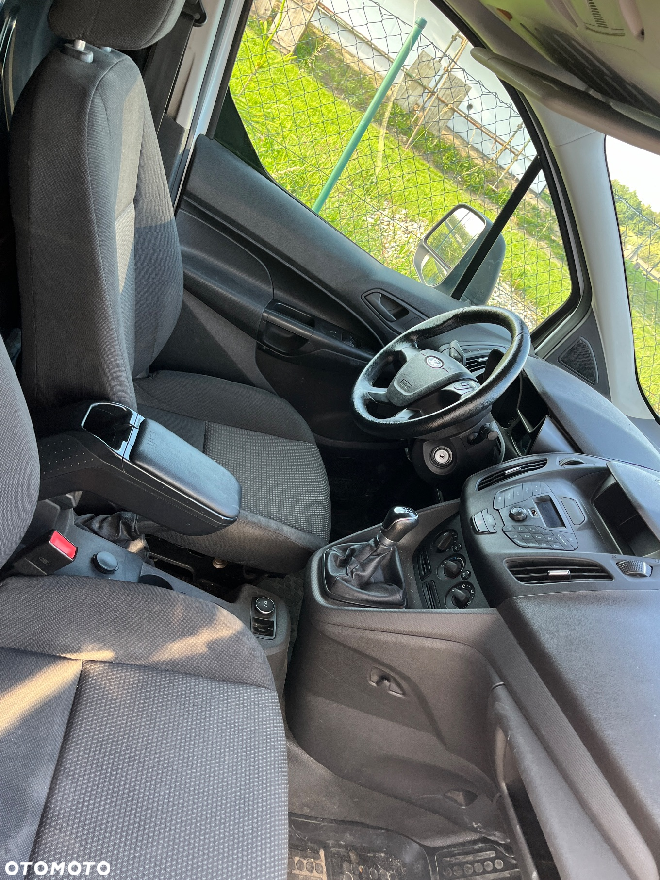 Ford Transit Connect - 7