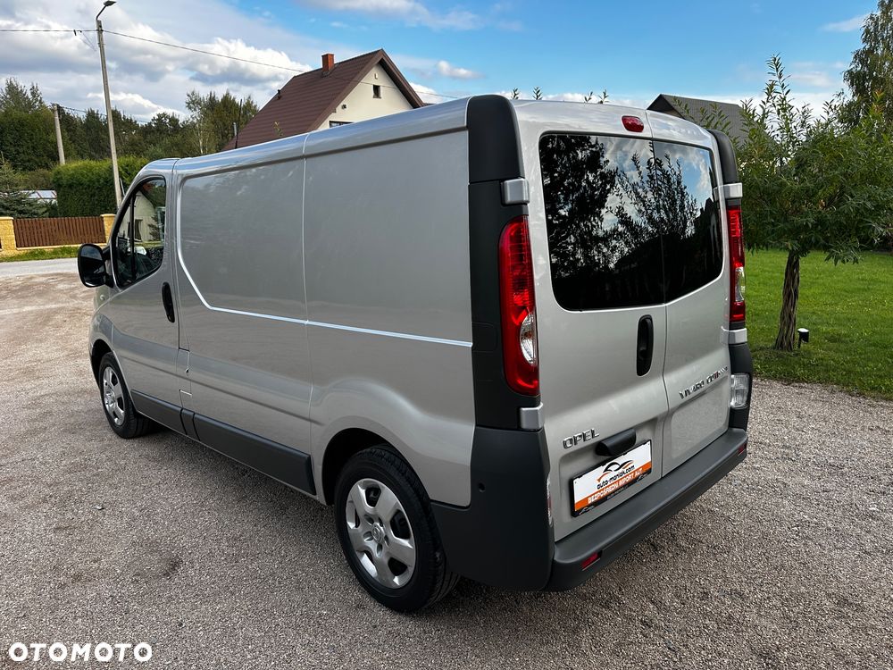 Opel Vivaro - 2