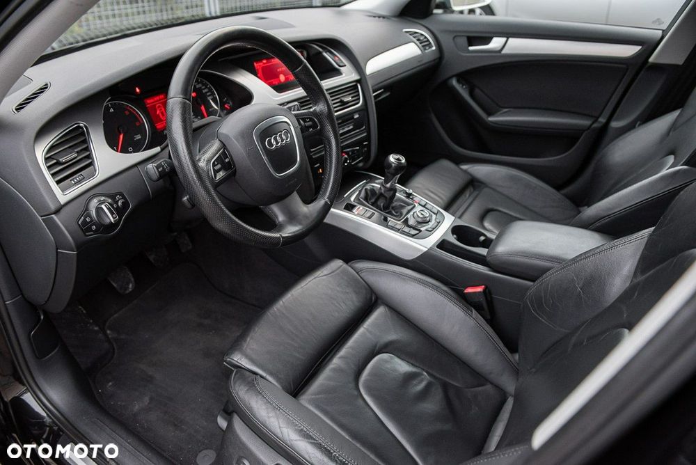 Audi A4 Avant 2.0 TDI DPF S line Sportpaket - 6