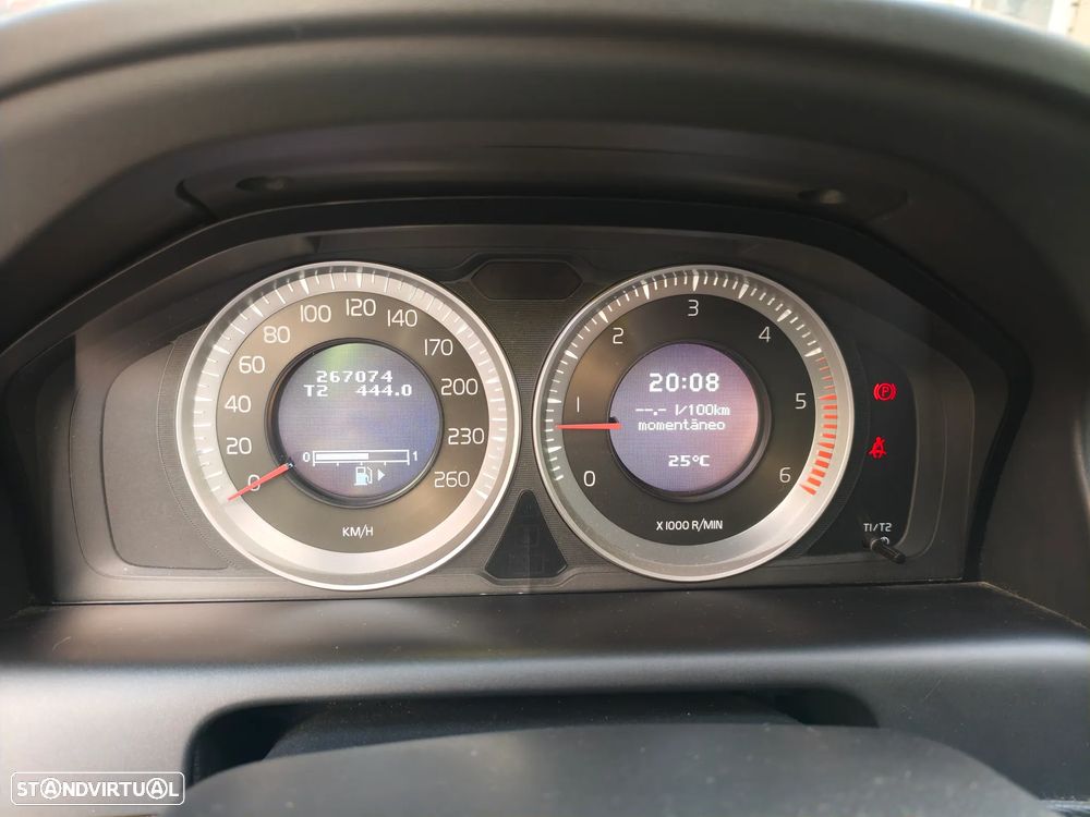 Volvo XC 60 2.0 D3 Drive Summum - 8