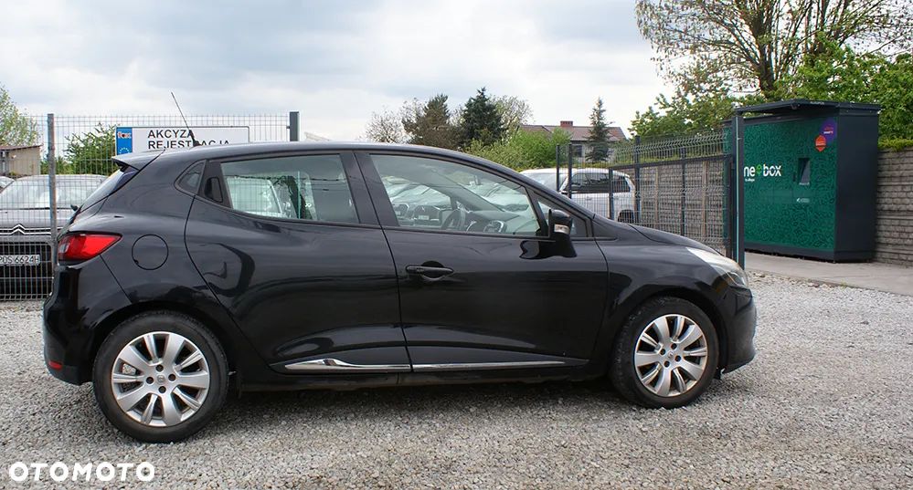 Renault Clio - 6