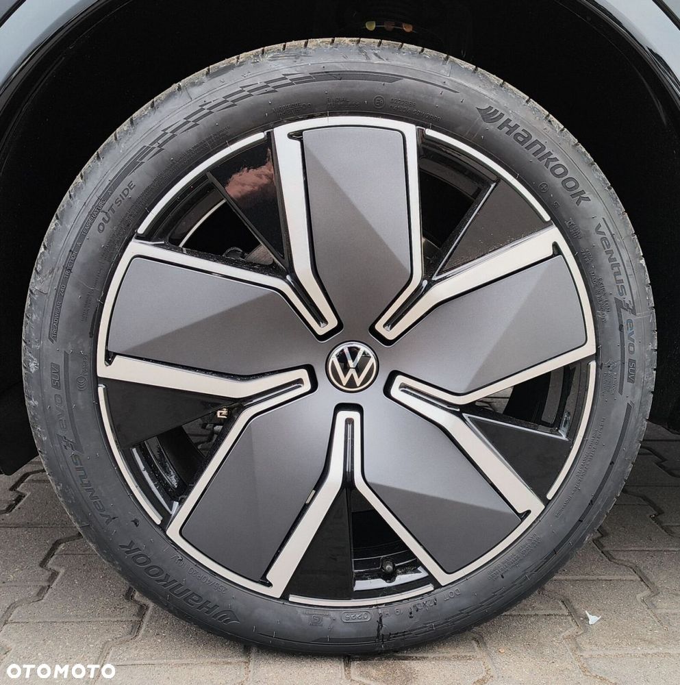 Volkswagen Tiguan - 23