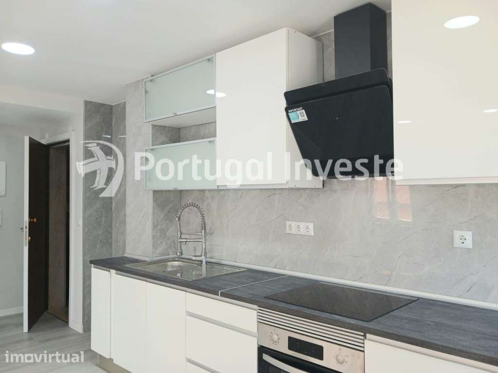 Excelente Apartamento T2 Totalmente Remodelado - Pronto a Habitar - Grande imagem: 4/19