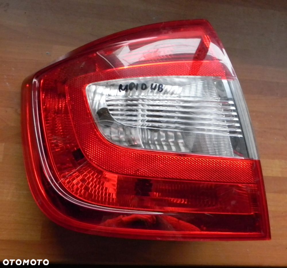 lampa lewa tył SKODA RAPID LIFTBACK EUROPA