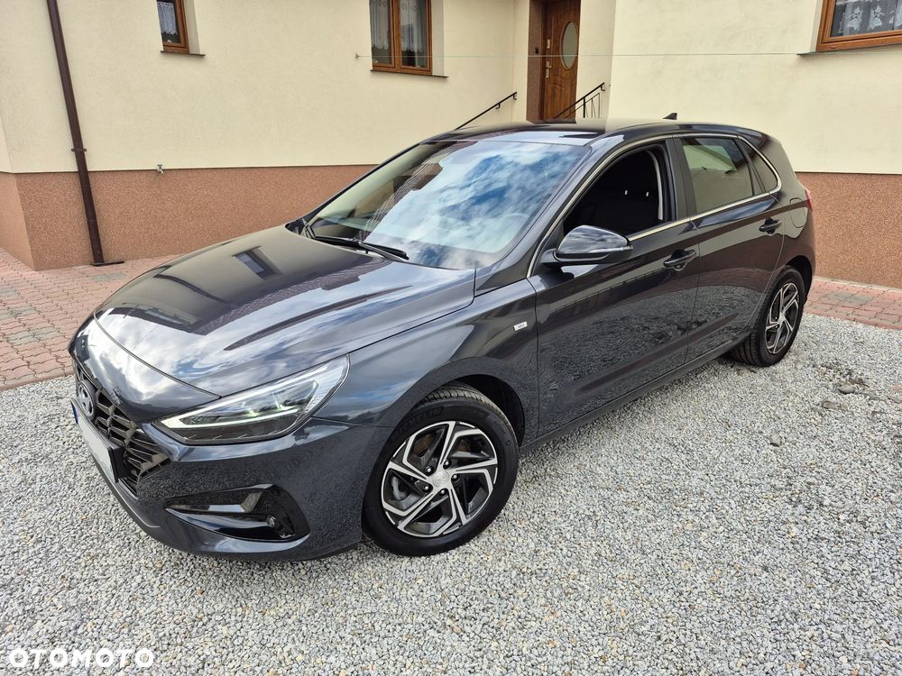 Hyundai i30 1.5 T-GDI 48V Comfort DCT - 1