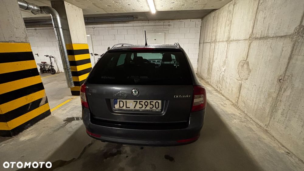 Skoda Octavia 1.4 TSI Ambition DSG - 6