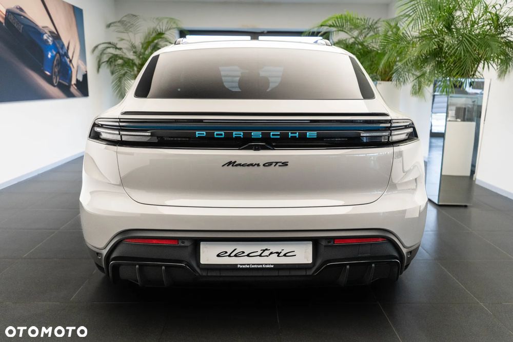 Porsche Macan - 5
