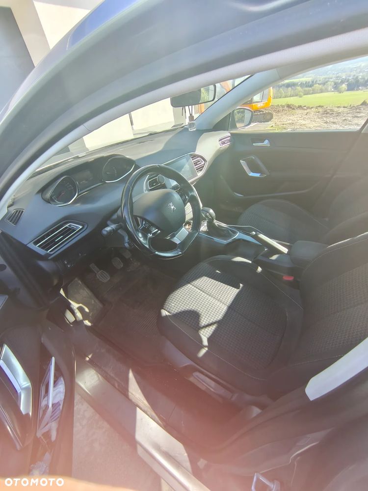 Peugeot 308 1.6 BlueHDi Business Line S&S - 4