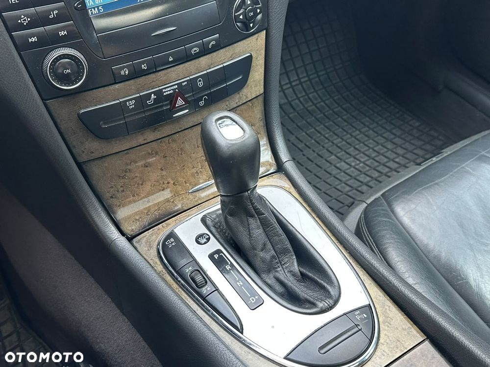 Mercedes-Benz Klasa E 320 CDI Avantgarde - 24