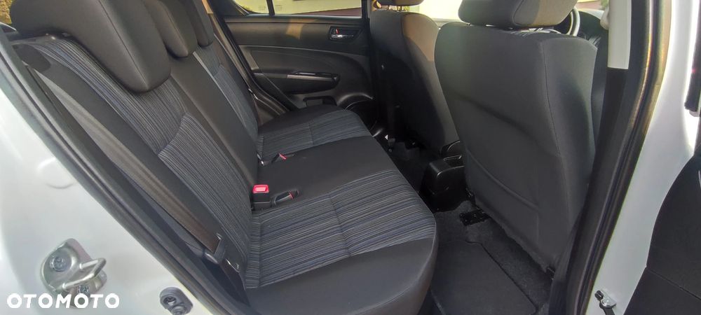 Suzuki Swift 1.2 Premium - 28