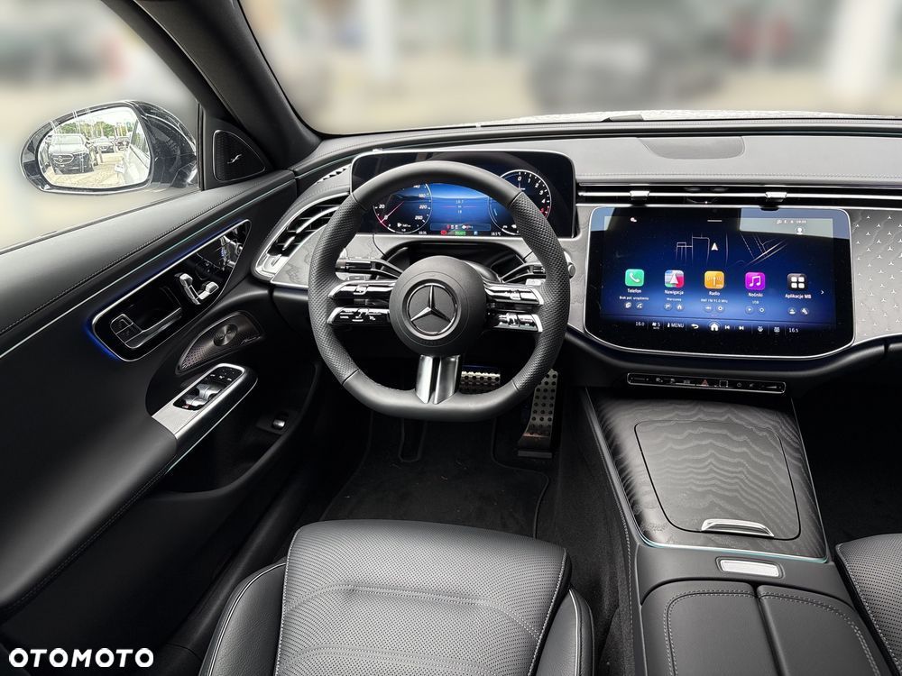 Mercedes-Benz Klasa E 300 de PHEV 4-Matic AMG 9G-Tronic - 14