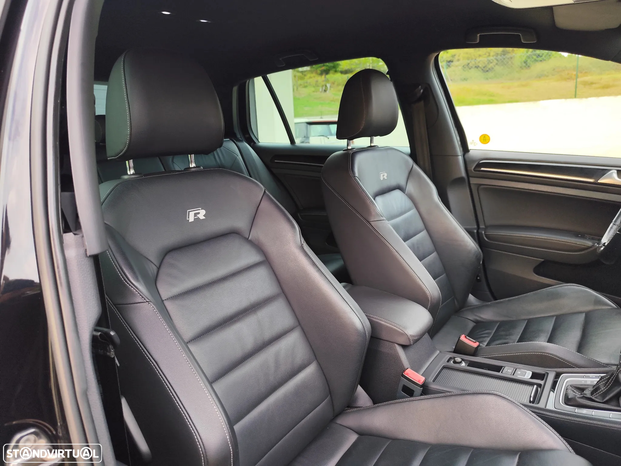 VW Golf 2.0 TSi R DSG - 13