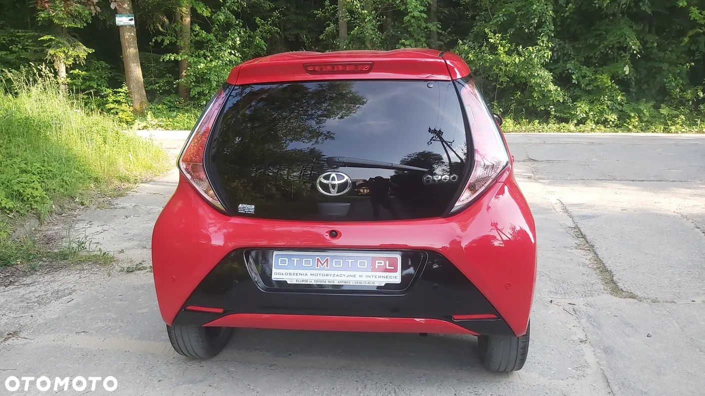 Toyota Aygo x-play - 17