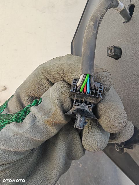 Renault Master IV Lusterko 9 pin - 6