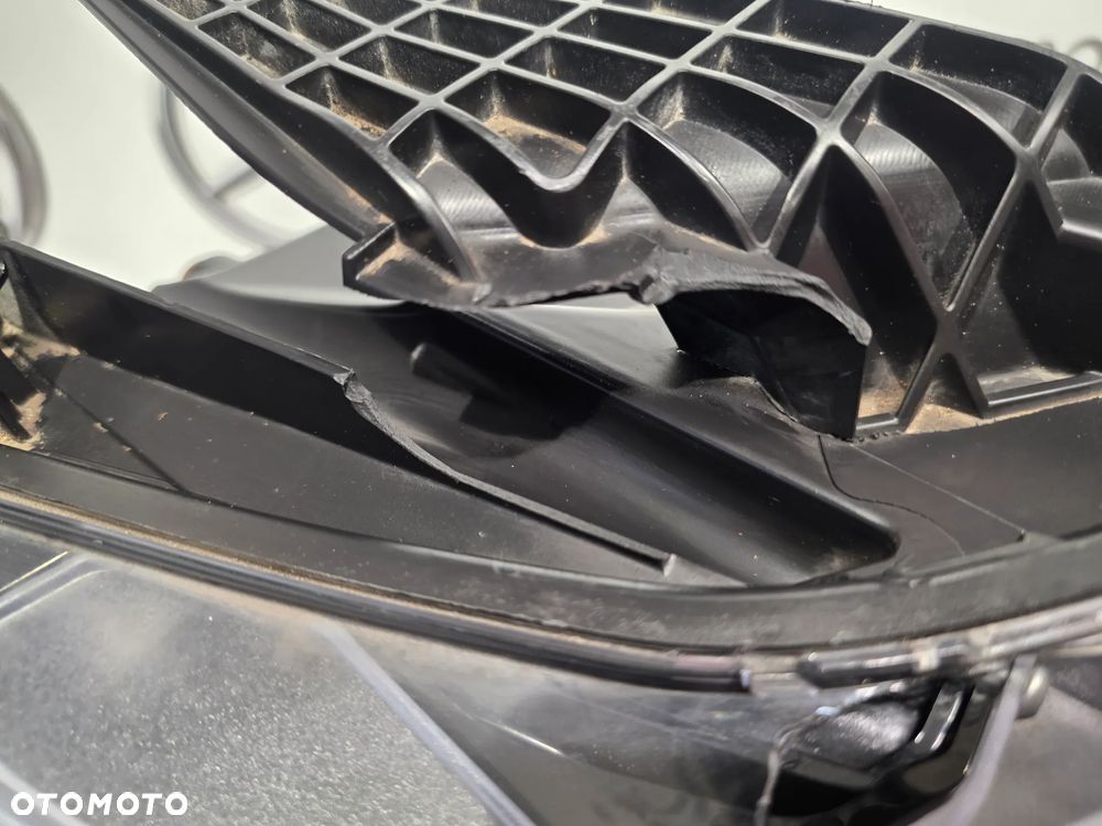 DODGE RAM V 1500 19- BLACK EDITION DYNAMIC IV PRAWA LAMPA PRZEDNIA PRZÓD , NR LE17F6410 / F00HTC705406 / P68477264AA , NR AUKCJI LPP155 - 18