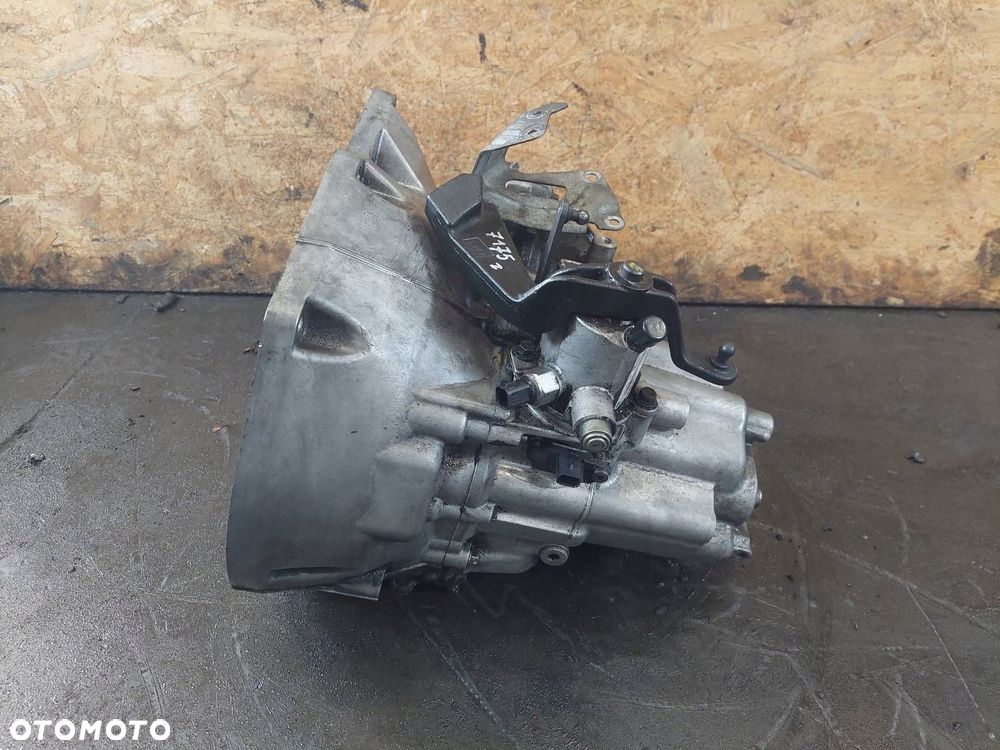 SKRZYNIA BIEGÓW VOLVO V40 II 1.6 D MANUAL 6 BIEGÓW AV6R-7201-KC D2M2A - 2