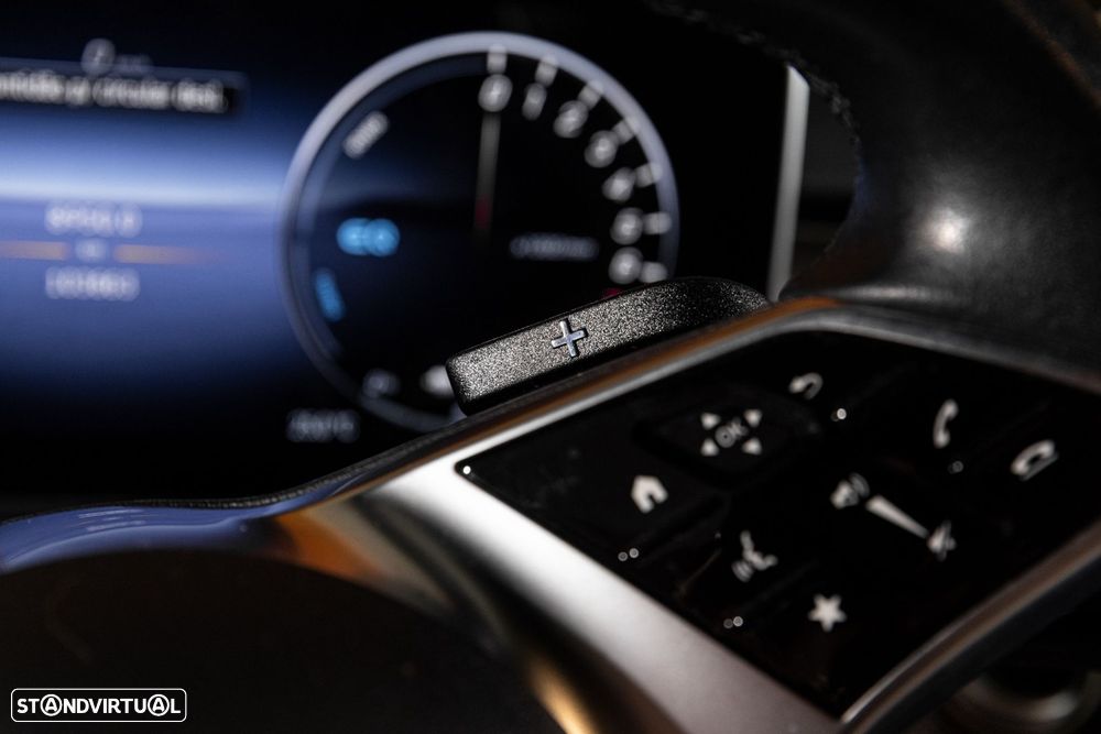 Mercedes-Benz C 300 e Avantgarde - 21
