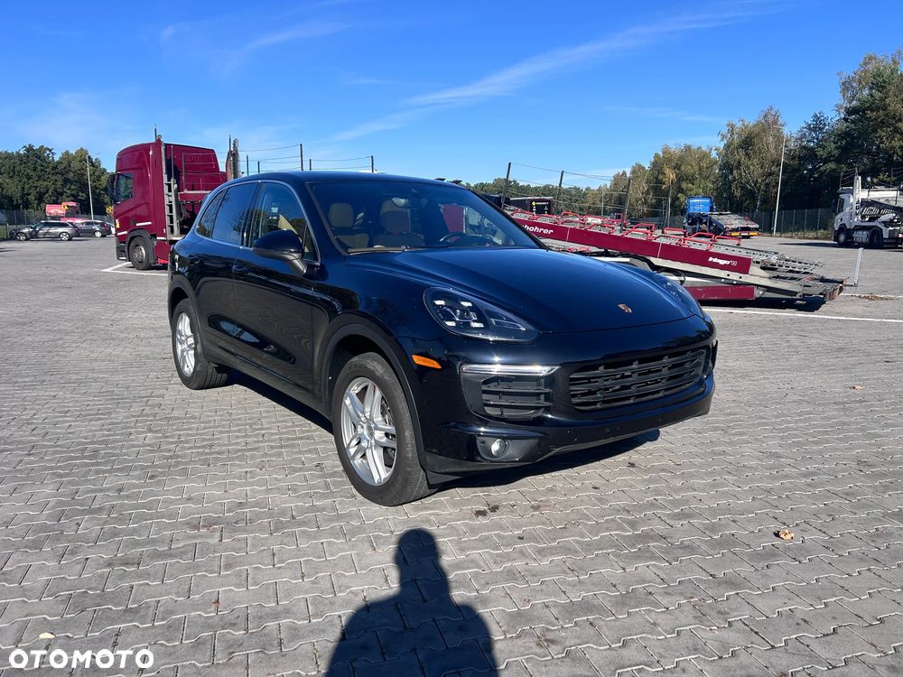 Porsche Cayenne Standard - 4