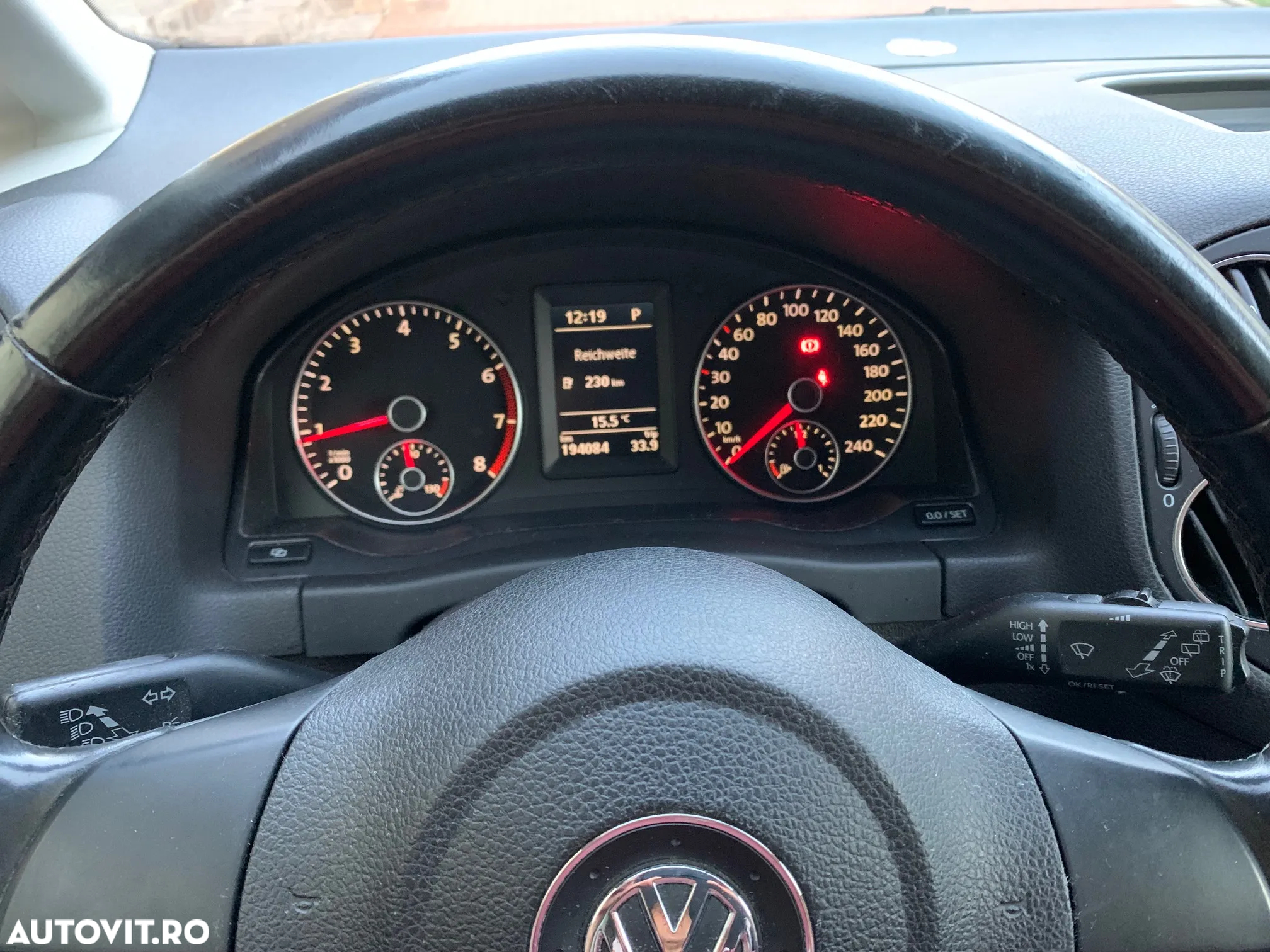 Volkswagen Golf Plus 1.6 DSG Comfortline - 4
