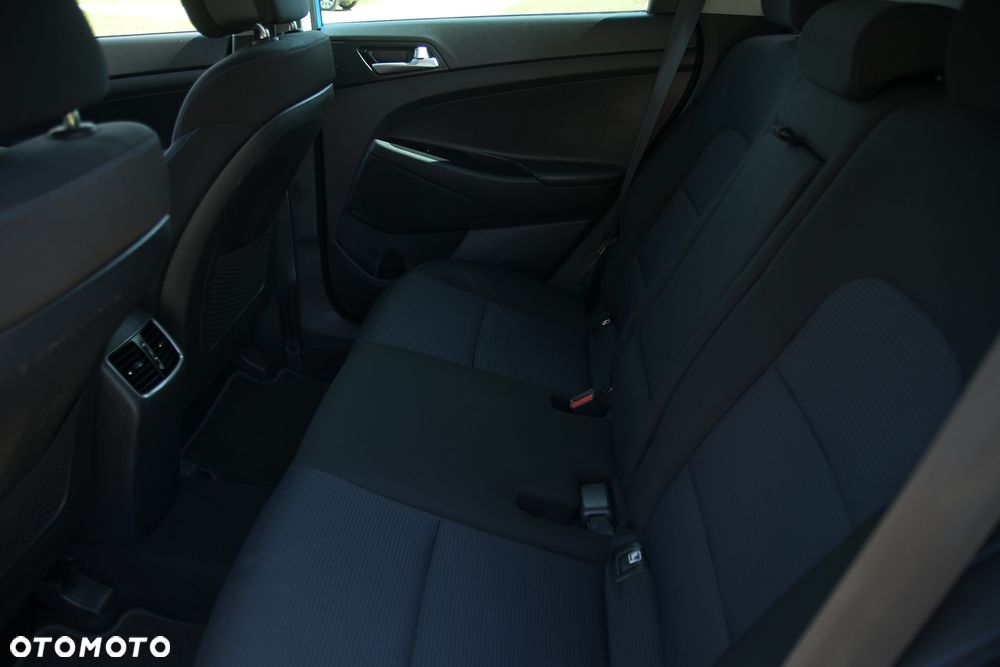 Hyundai Tucson blue 1.7 CRDi 2WD DCT Premium - 28