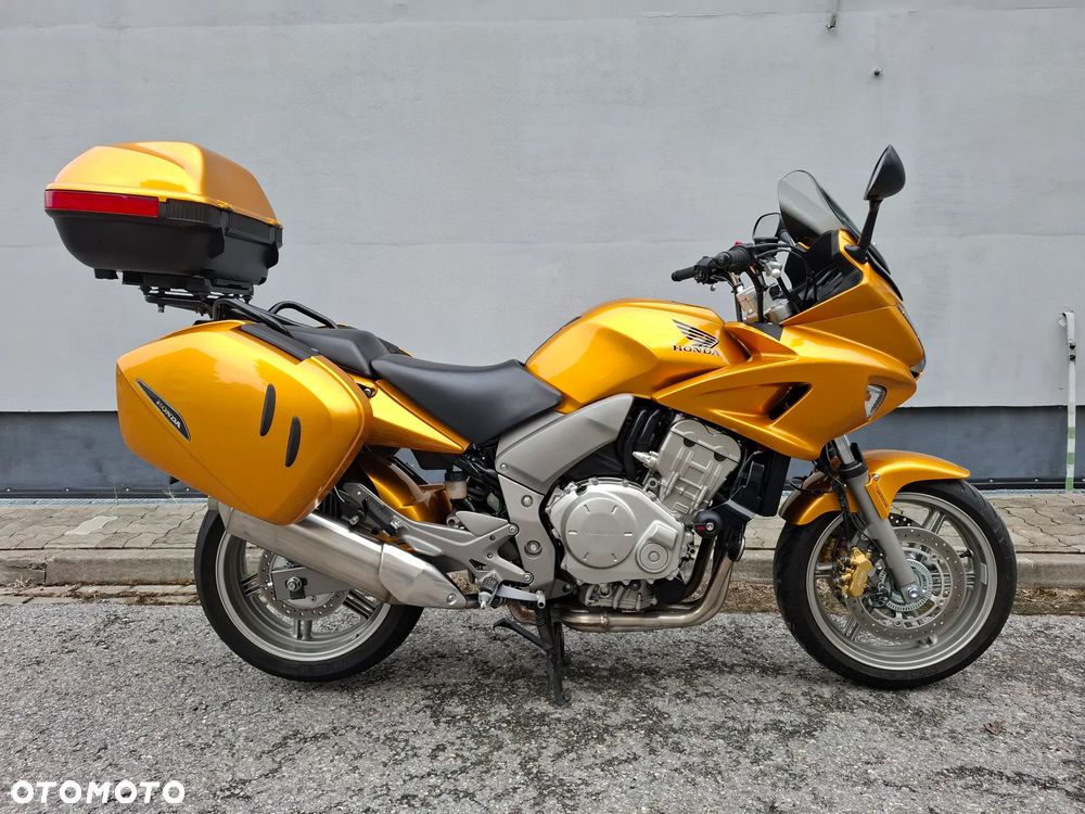 Honda CBF - 1