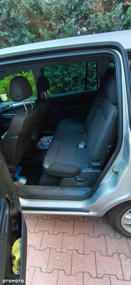 Opel Zafira 1.8 Enjoy - 6
