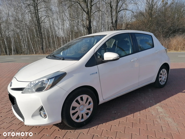 Toyota Yaris Hybrid 100 Dynamic