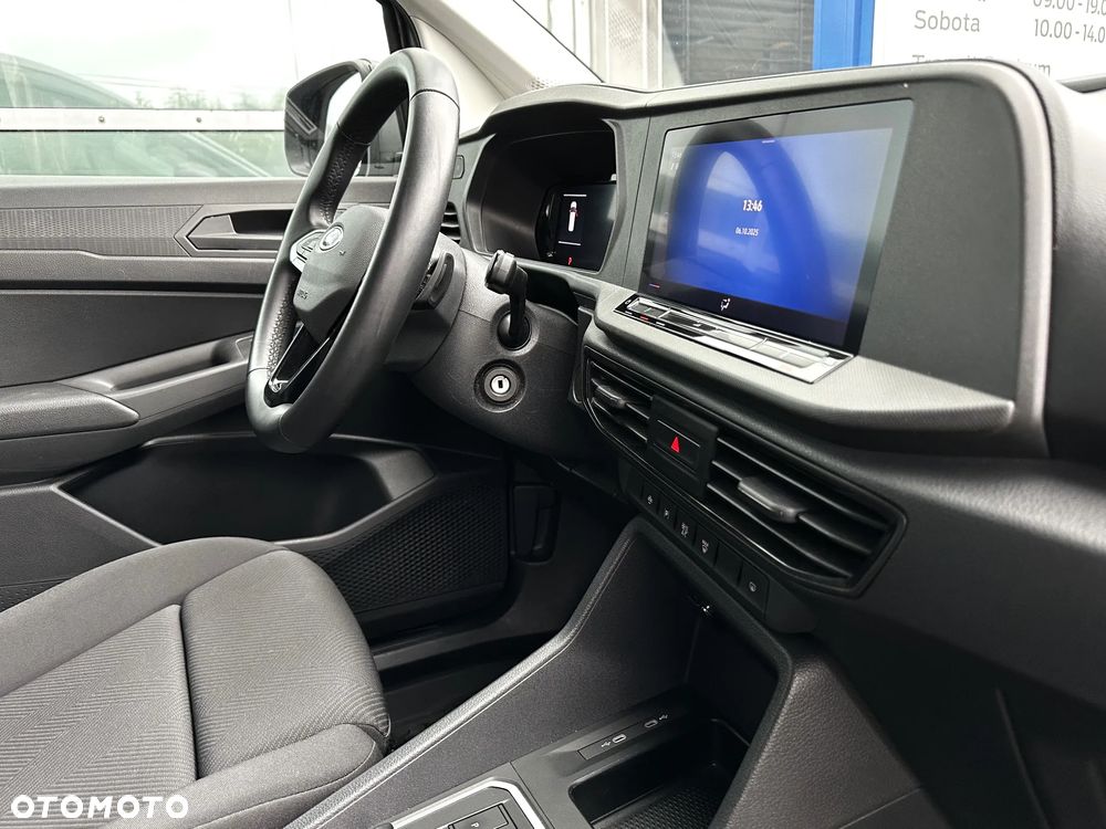 Ford Transit Connect - 17