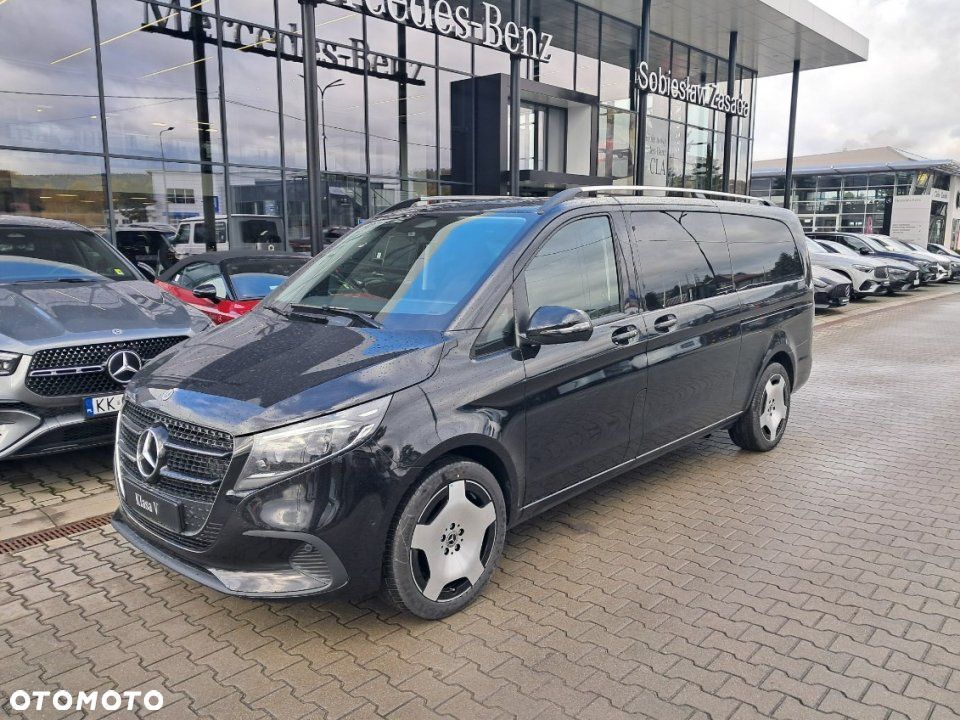 Mercedes-Benz Klasa V - 1