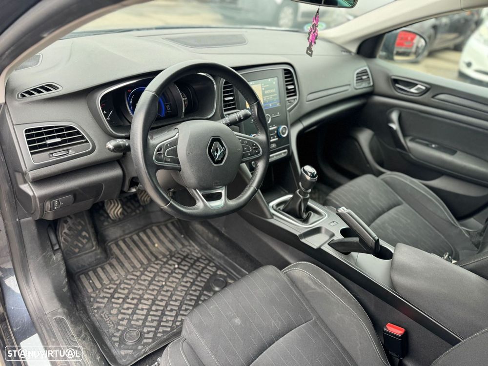 Renault Mégane 1.2 TCE Limited - 11