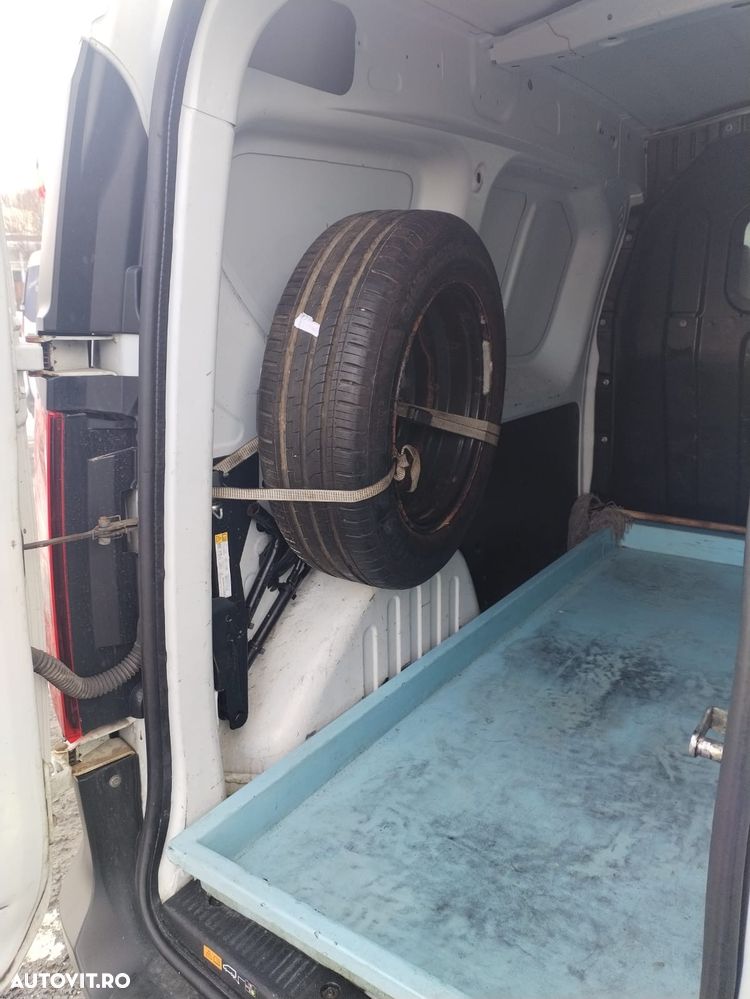 Renault Express - 11