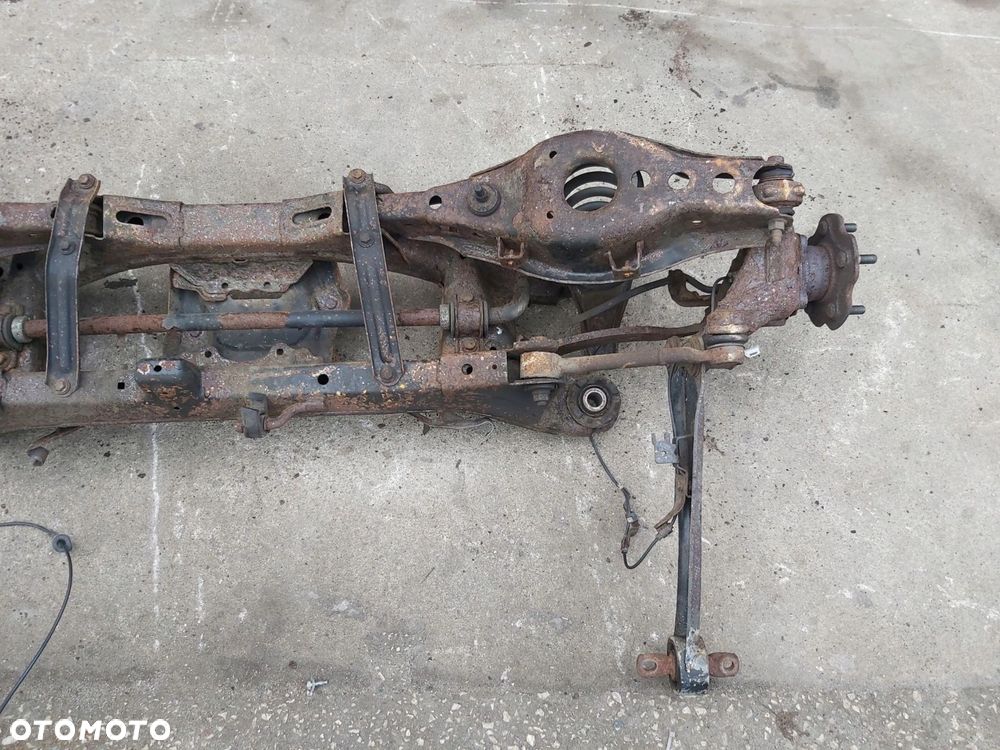 Toyota Avensis T27 Lift T29 14-18r belka zawieszenia tył sanki wahacz - 6