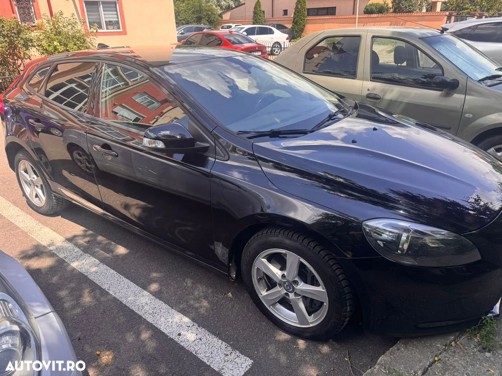 Volvo V40 D2 Aut. Basic - 1