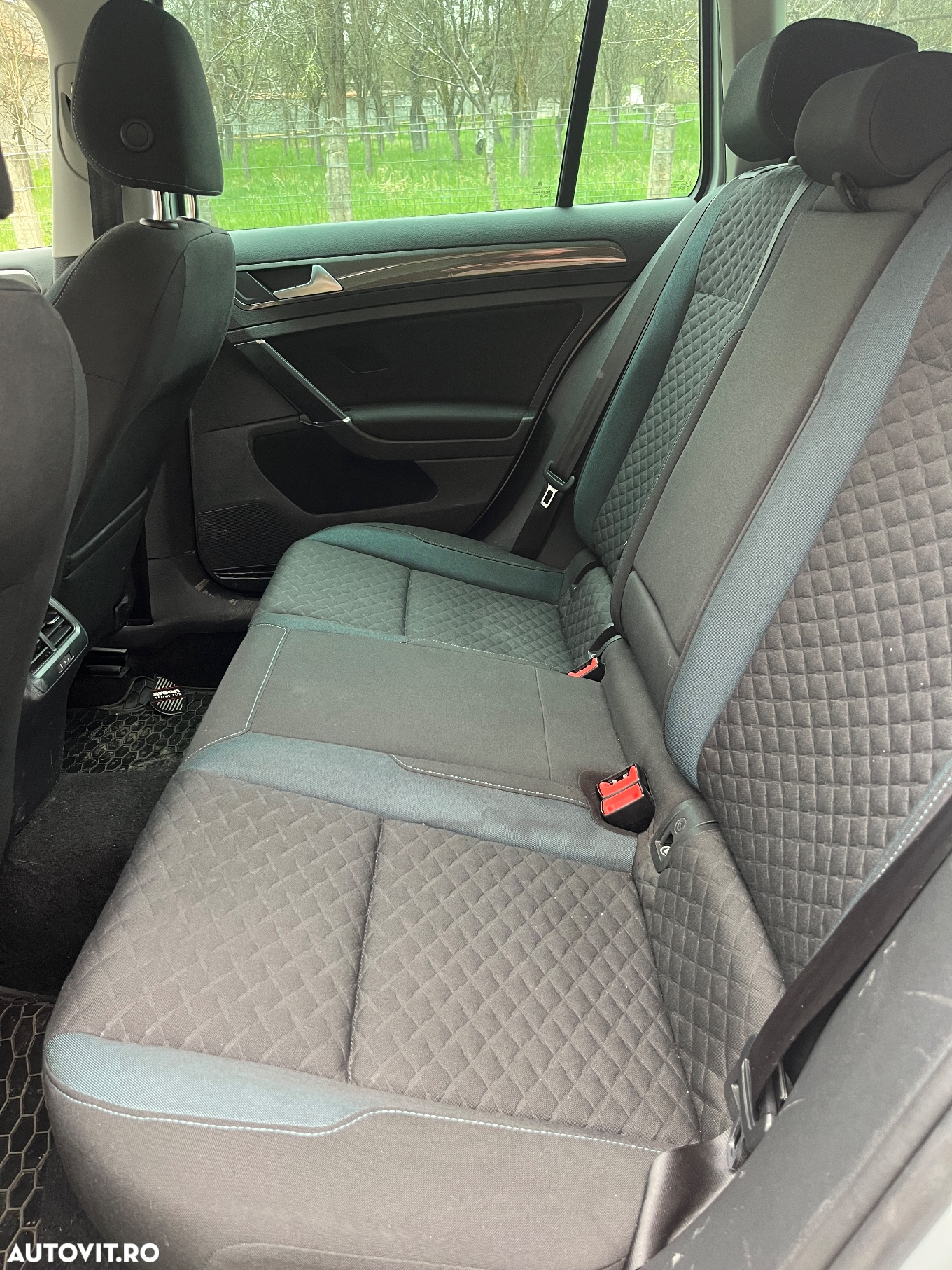 Volkswagen Golf 2.0 TDI DSG Highline - 16