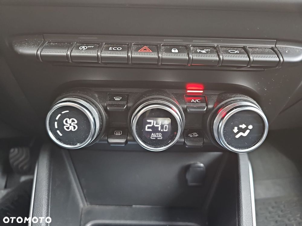 Dacia Duster 1.0 TCe SL Celebration - 31